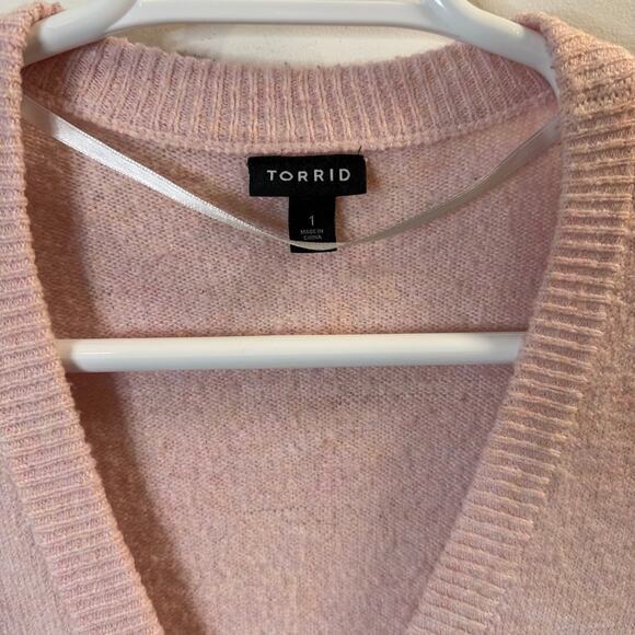 Torrid Women’s Pink Cardigan Sweater Size 1X - Picture 3 of 4